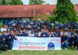 Telkomsel Hadirkan Program Tukar Poin untuk Salurkan Tas Sekolah
